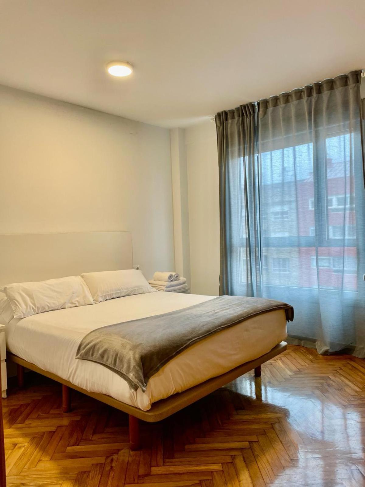 Cíes Suites García Barbón 73 - Flats with Hotel Services Vigo Exterior foto